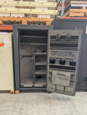 USED Ft. Knox Defender D6637 *Like New*