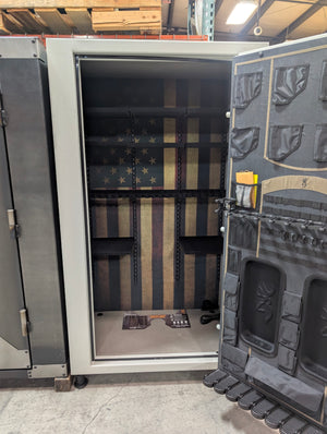 Browning Hunter 49T Patriot Edition *Paint Blemish